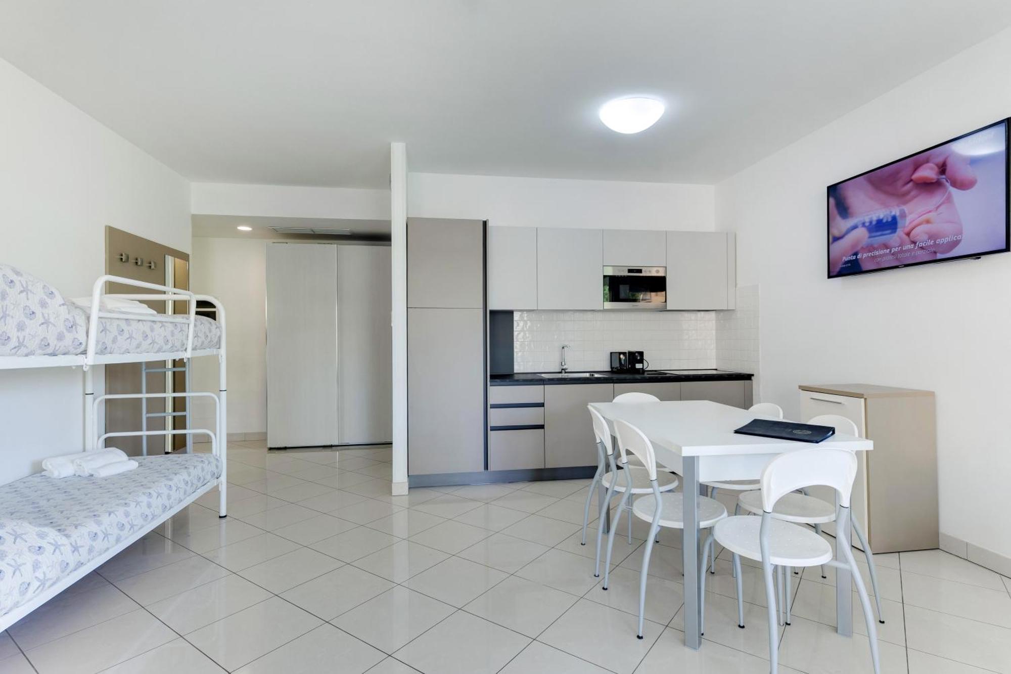 Aparthotel I Diamanti 3*